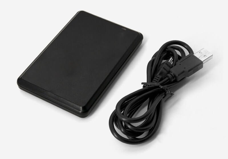 Lector de control de acceso de 13.56MHz para tarjetas IC mostrando este aspecto: carcasa impermeable; para compradores que comparan soluciones de Lectores RFID HF de 13.56MHz.