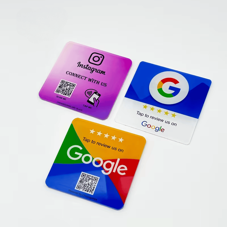 Soporte NFC personalizado para lanzamientos de demos de software mostrado con diseño tamaño cartera para compradores que comparan soluciones de Soportes NFC.