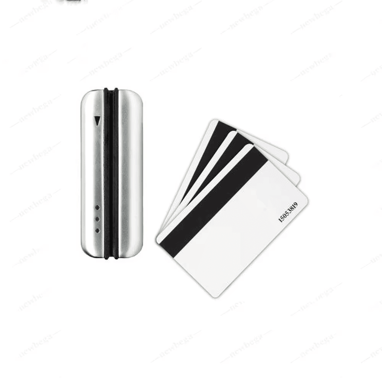 Tarjetas de microprocesador con contacto para sistemas seguros mostrando este aspecto: vista frontal; para compradores que comparan soluciones de Tarjetas con chip de contacto.
