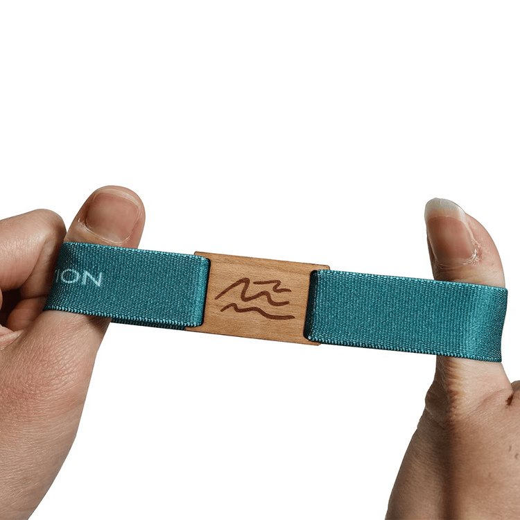 Pulseras RFID elásticas para control de asistencia escolar