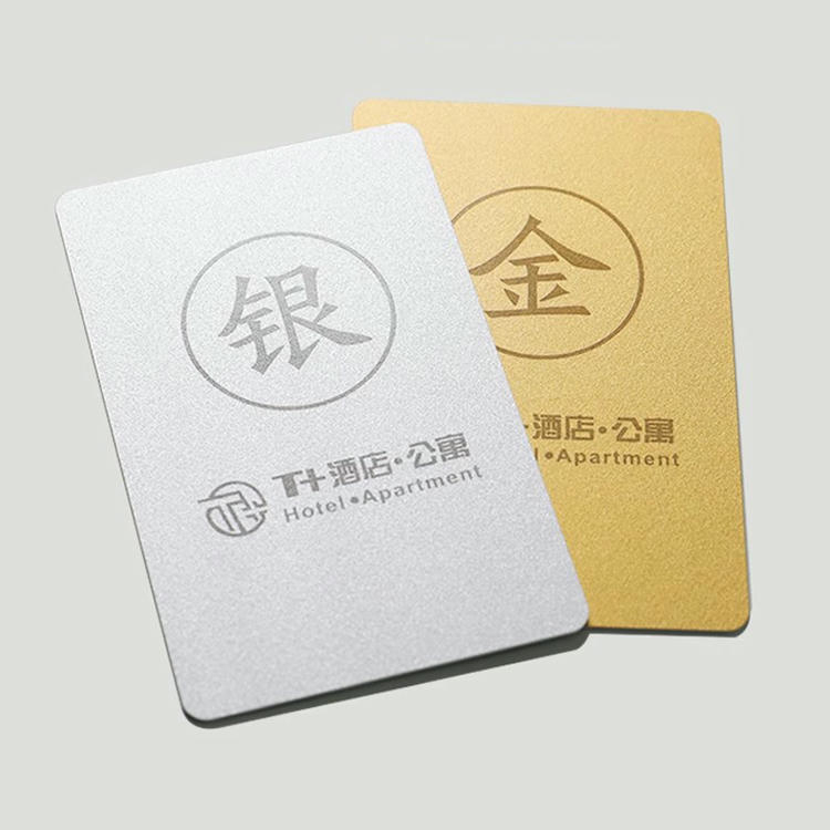 Tarjetas de PVC negras cepilladas y en relieve personalizadas mostrando este aspecto: disposición de la antena; para compradores que comparan soluciones de Tarjetas de plástico.