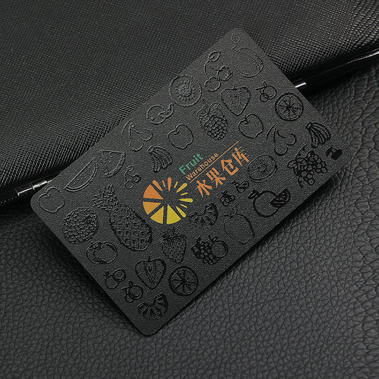 Imagen de tarjetas de fidelización PVC personalizadas para clientes con funciones de control de acceso seguro en aplicaciones de tarjetas de plástico.