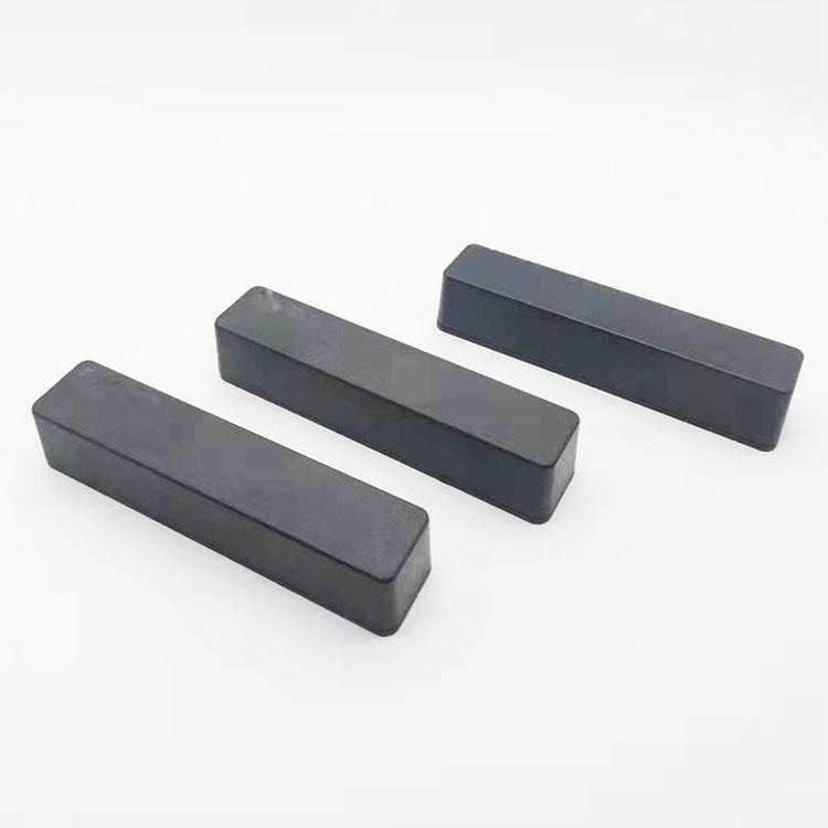 Etiqueta RFID UHF PPS de tira larga resistente para identificación industrial.