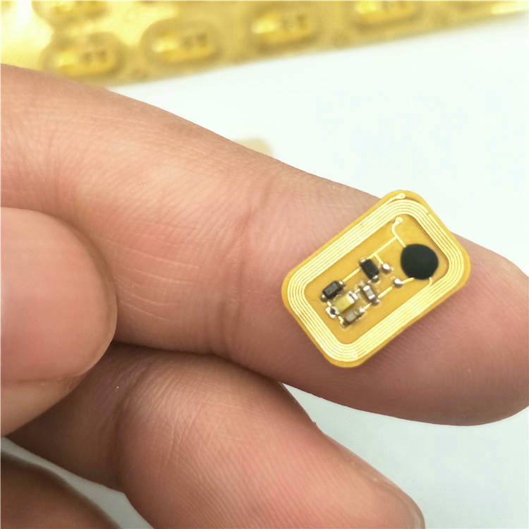 Etiqueta LED roja para uñas activada por un lector sin contacto compatible con distintos dispositivos RFID