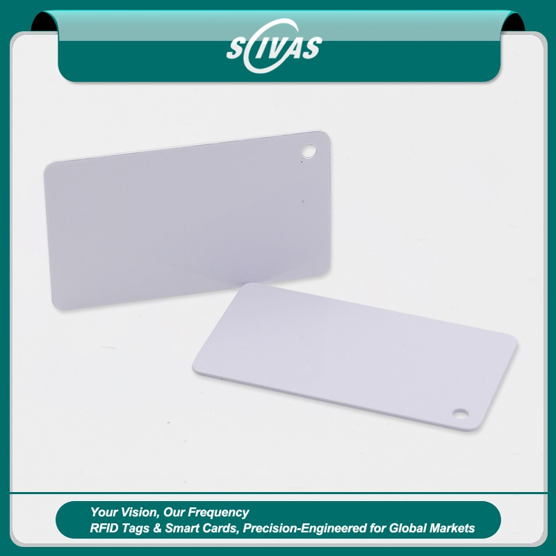 Etiquetas colgantes RFID UHF para inventario textil