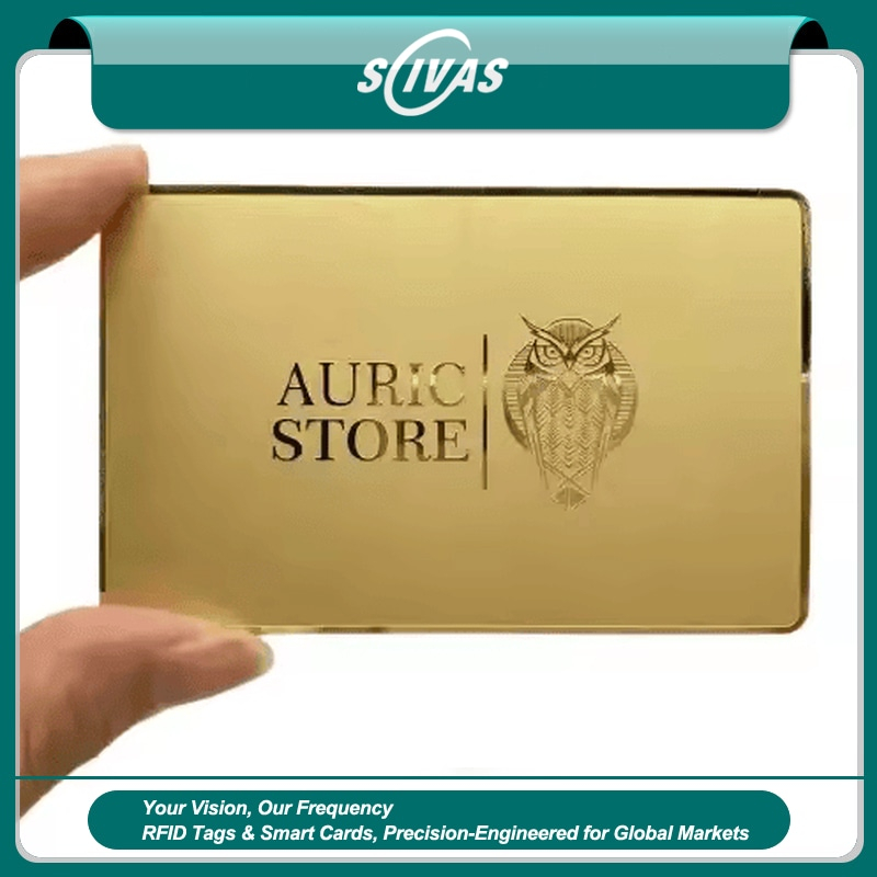 Tarjetas de visita metálicas personalizadas con acabados premium