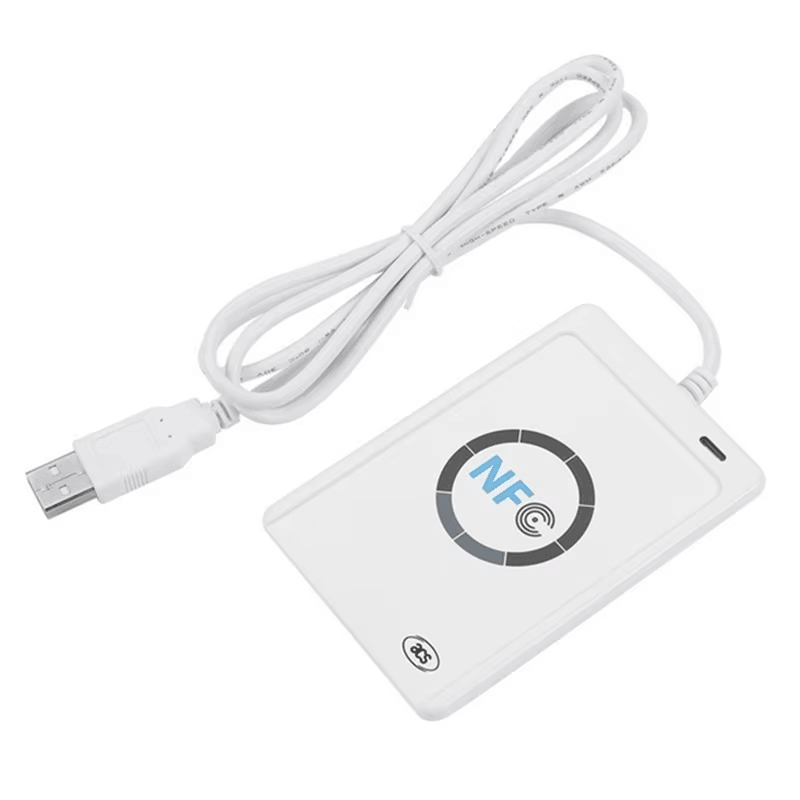 Una vista lateral del lector NFC acr122u destaca su perfil delgado y portátil que se integra fácilmente en cualquier estación de trabajo.