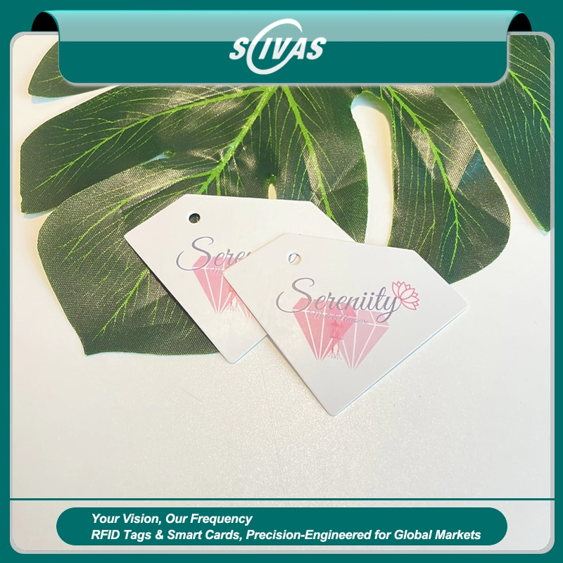Etiquetas colgantes personalizadas para ropa