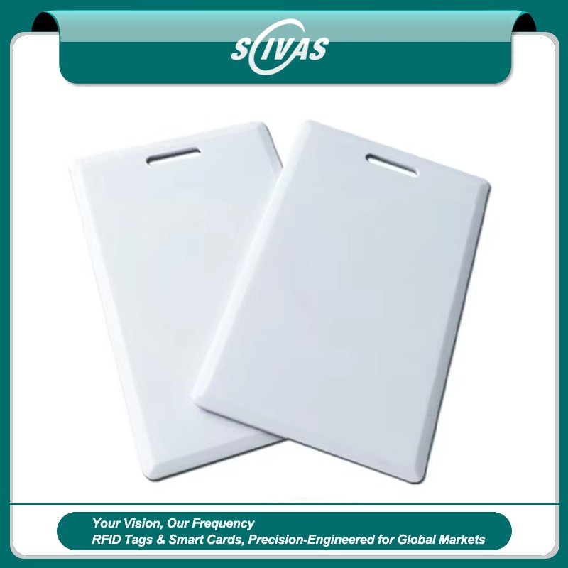 Pila de tarjetas rígidas blancas duraderas de ABS de 1.80mm diseñadas para sistemas fiables de control de acceso por proximidad.