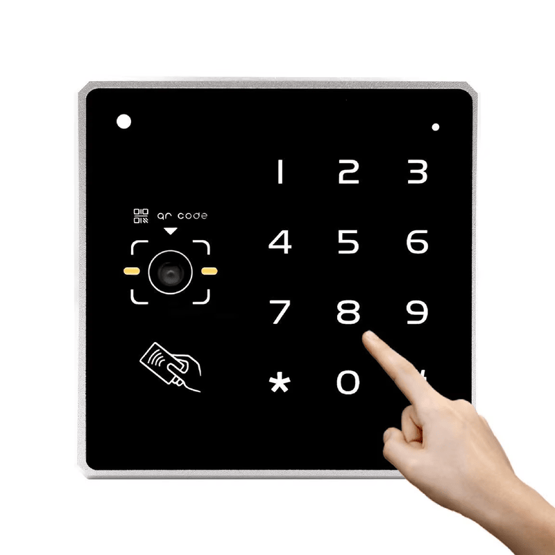 El lector de acceso ER70-K decodifica códigos QR en menos de 200 ms desde pantallas móviles o soportes impresos.