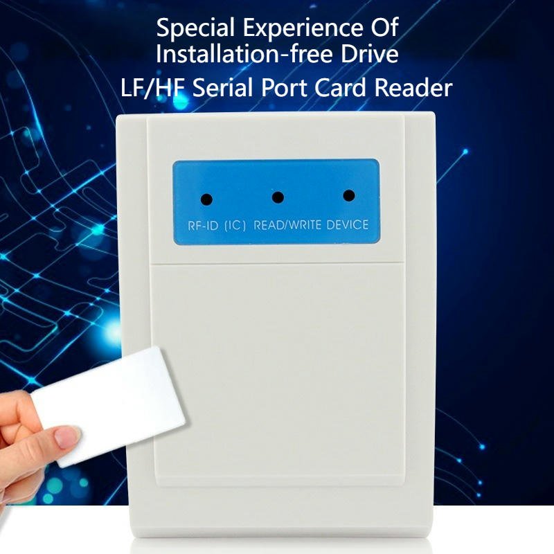 Este conjunto completo del producto incluye la unidad lectora de socios blanca de la serie ka-c10f y sus cables de comunicación específicos para una puesta en servicio inmediata